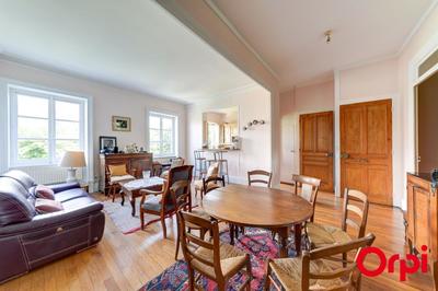 Maison - 194 m² - 7 pièces