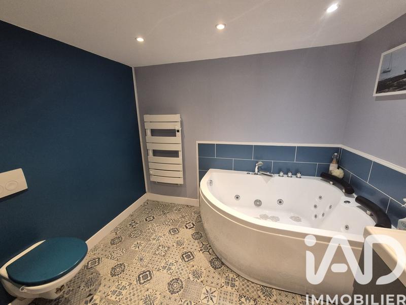 Maison - 140 m² - 5 pièces