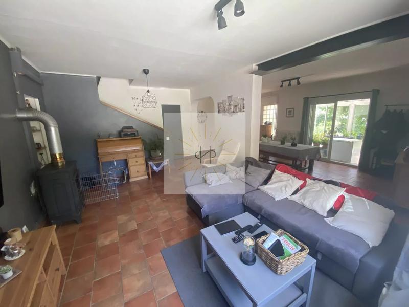 Maison - 130 m² - 5 pièces