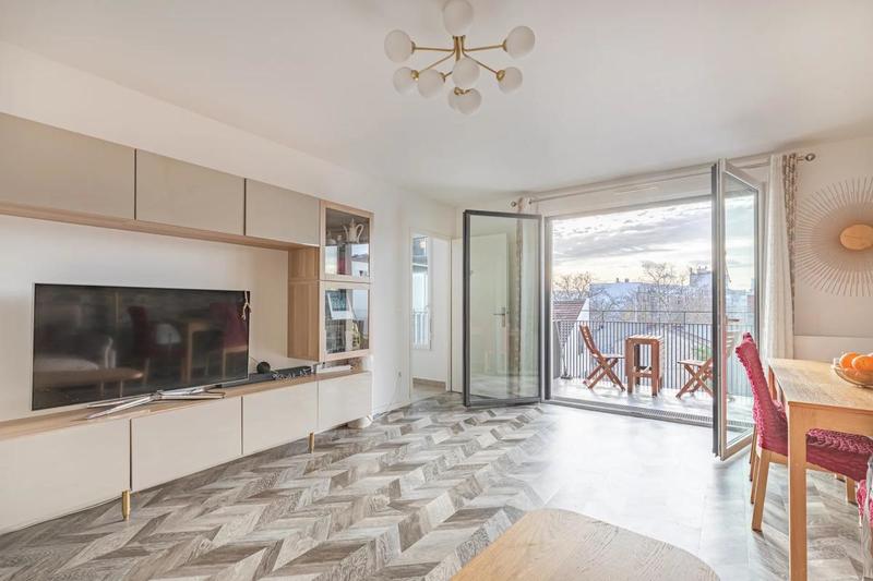 Appartement - 85 m² - 4 pièces