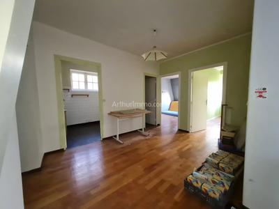 Immeuble - 170 m² - 7 pièces