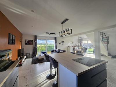 Maison - 145 m² - 6 pièces