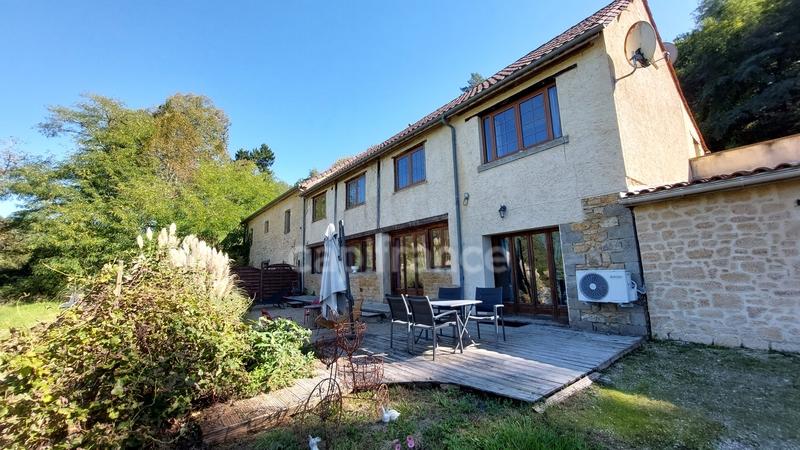 Maison - 363 m² - 17 pièces