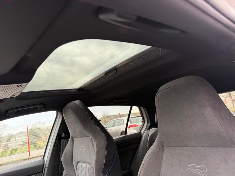 Volkswagen Golf 2.0 Tdi 150 Dsg7 R-Line Edition