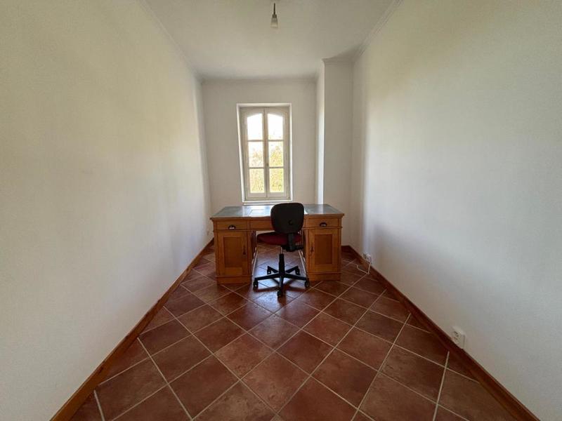 Appartement - 223 m² - 6 pièces