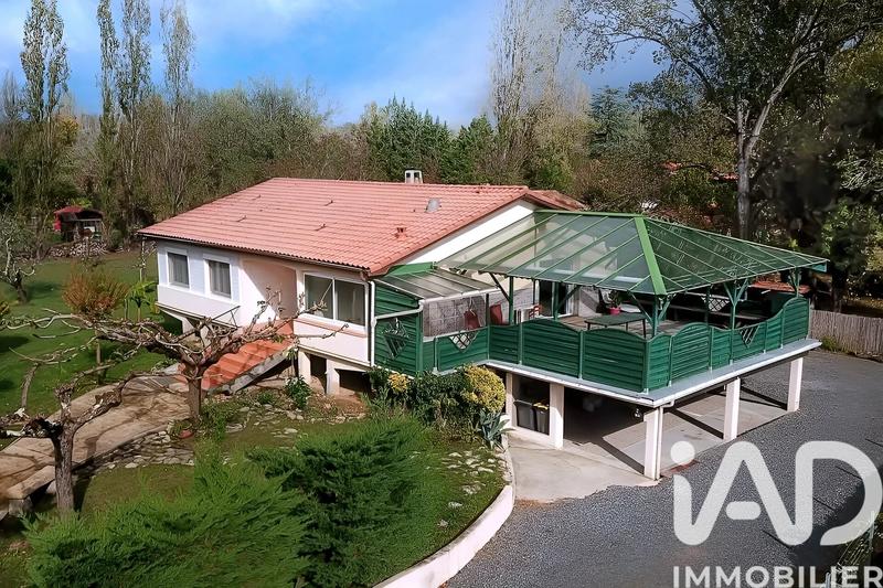 Maison - 120 m² - 7 pièces