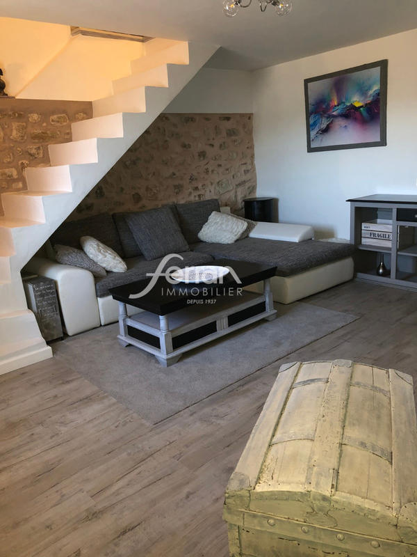 Appartement - 64 m² - 2 pièces