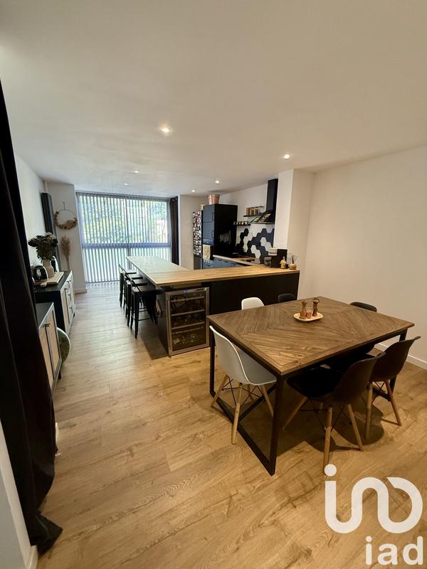 Appartement - 82 m² - 3 pièces