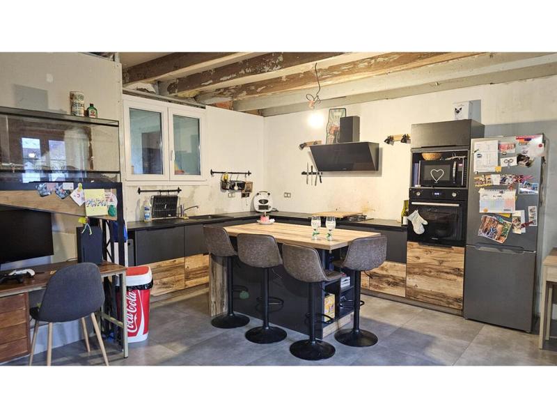 Maison - 92 m² - 4 pièces