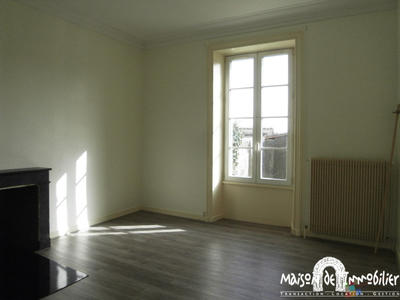 Maison - 76 m² - 3 pièces