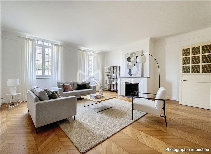 Appartement - 172 m² - 6 pièces