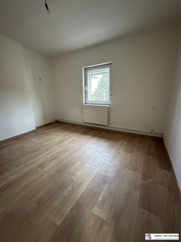 Maison - 91 m² - 5 pièces