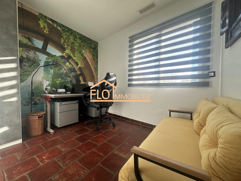 Villa - 95 m² - 4 pièces