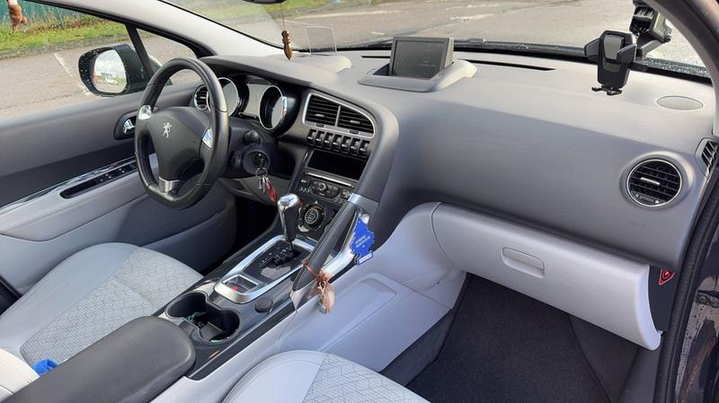 Peugeot 3008 1.6 Bluehdi 120 Allure