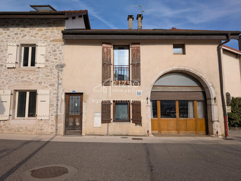 Appartement - 113 m² - 6 pièces