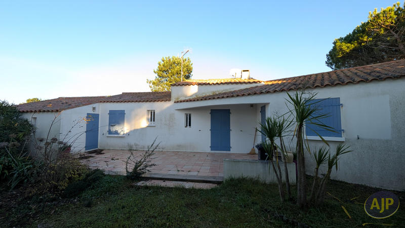 Maison - 95 m² - 5 pièces