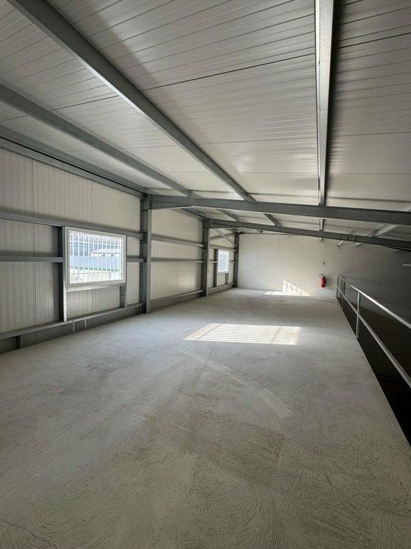 Atelier d'activités - 278 m²