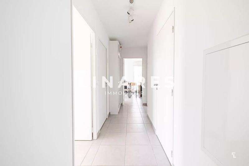 Appartement - 80 m² - 4 pièces