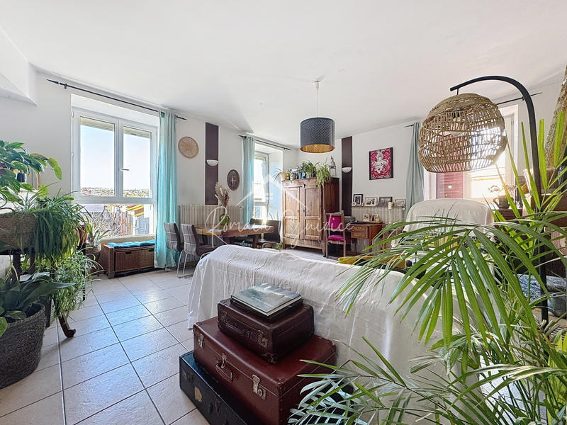 Appartement - 85 m² - 4 pièces