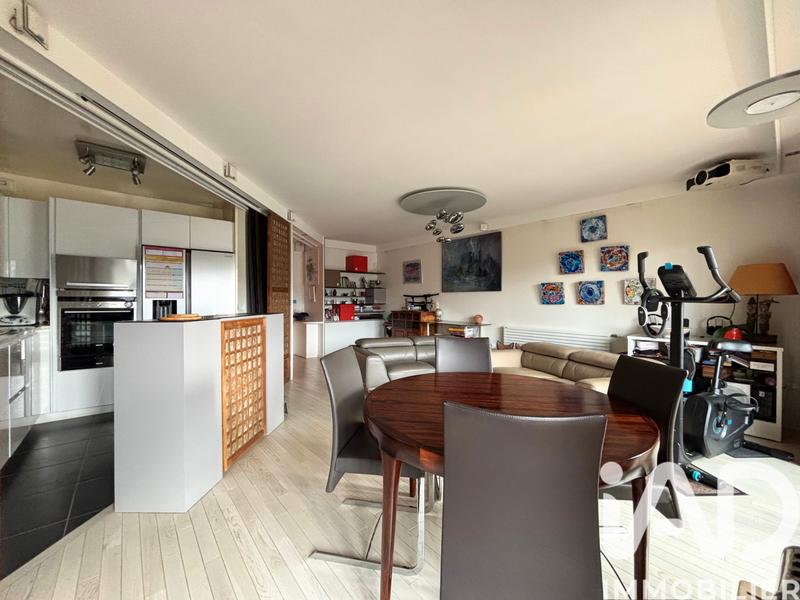 Appartement - 97 m² - 4 pièces
