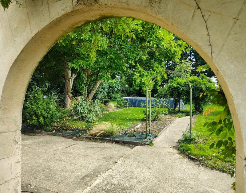 Maison - 250 m² - 8 pièces