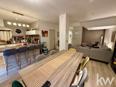 Appartement - 106 m² - 4 pièces