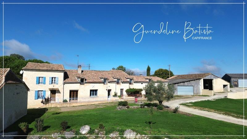 Propriété - 300 m² - 12 pièces