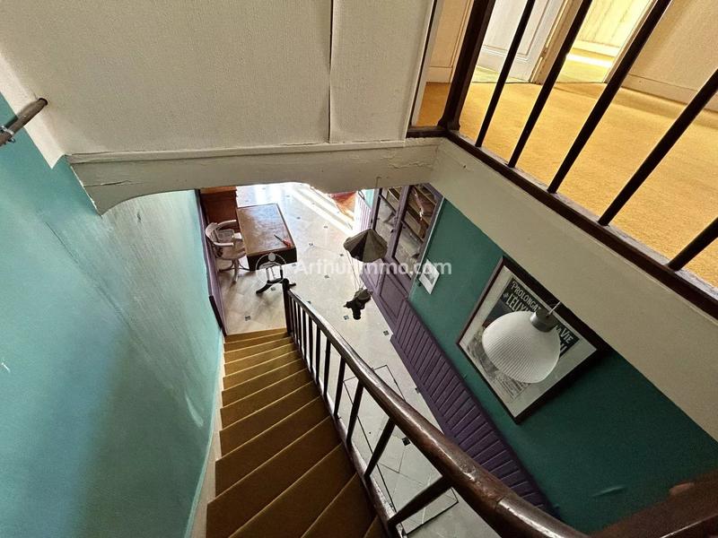 Maison - 174 m² - 9 pièces