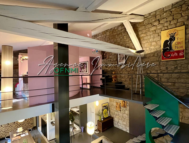 Appartement - 130 m² - 4 pièces