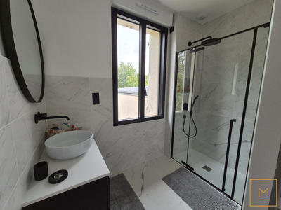 Appartement - 86 m² - 5 pièces