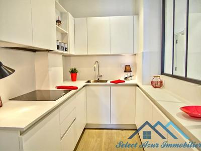 Appartement - 82 m² - 3 pièces