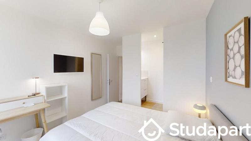 Chambre - 12 m² - 1 pièce