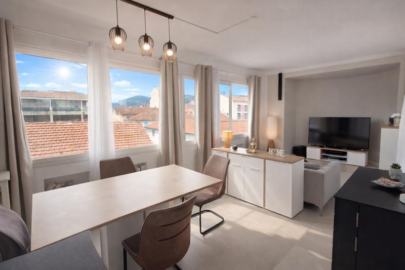 Duplex - 106 m² - 5 pièces