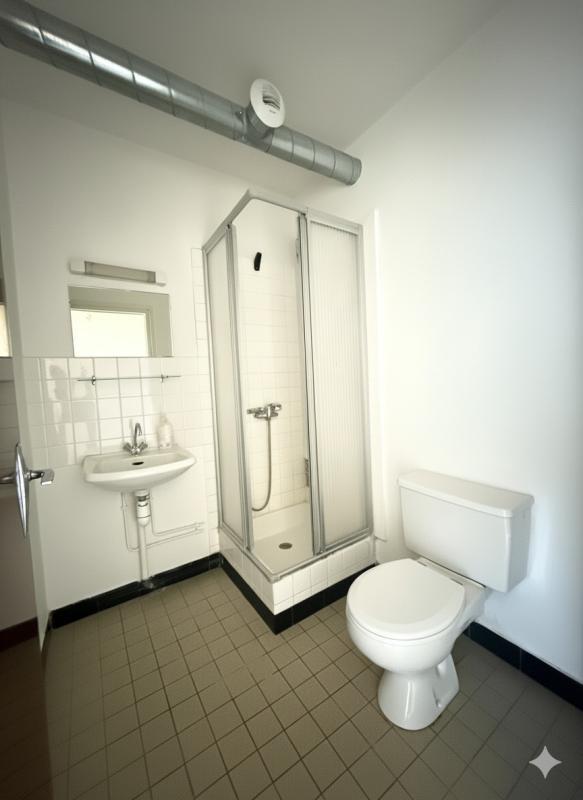 Studio - 15 m² - 1 pièce