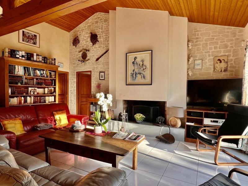 Propriété - 123 m² - 6 pièces