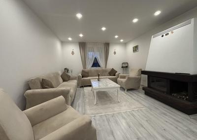 Maison - 127 m² - 6 pièces