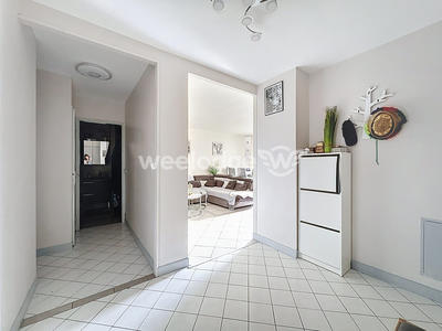 Appartement - 79 m² - 4 pièces