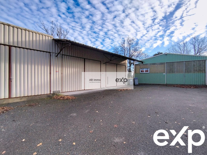 Local d'activités - 150 m²