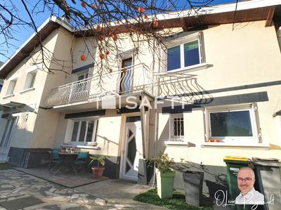 Maison de ville - 120 m² - 6 pièces