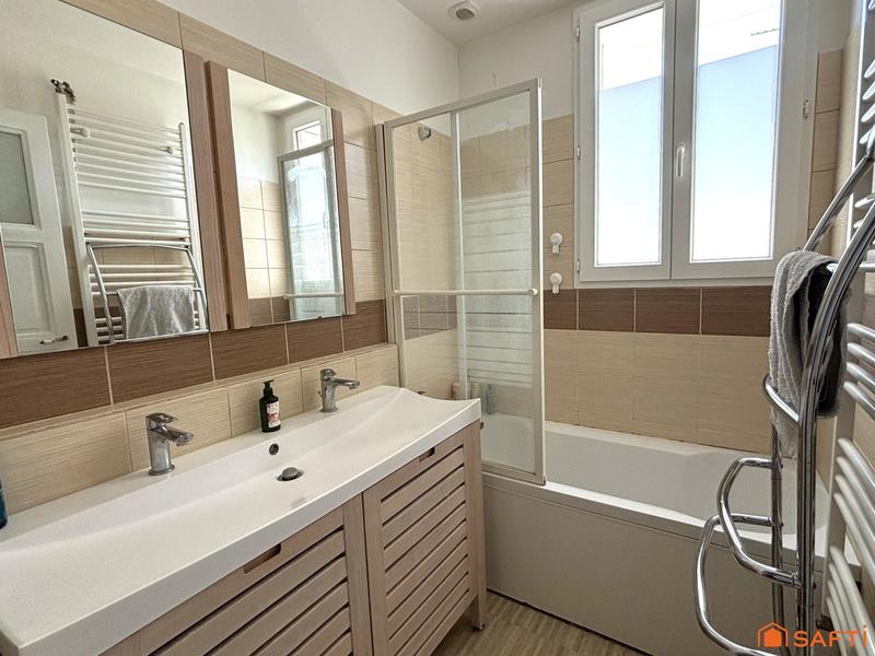 Maison - 92 m² - 4 pièces