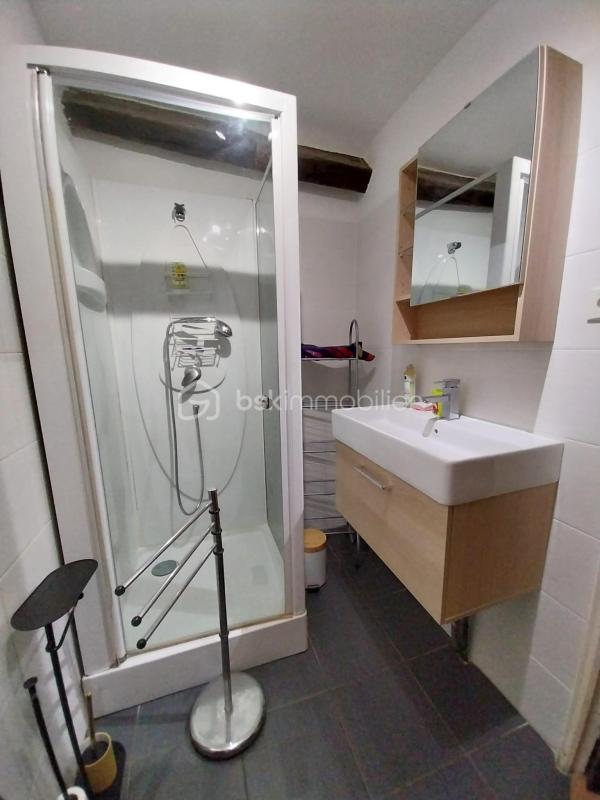 Immeuble - 159 m² - 9 pièces