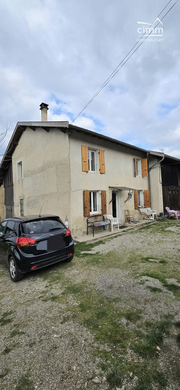 Maison - 94 m² - 4 pièces