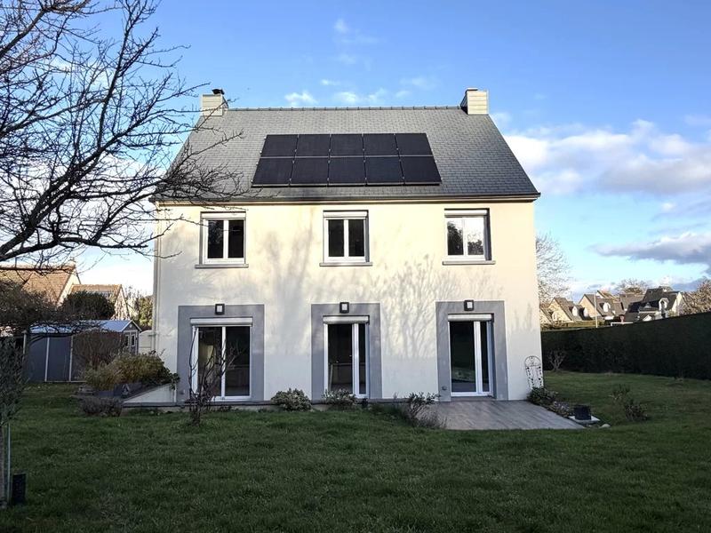 Maison - 130 m² - 7 pièces