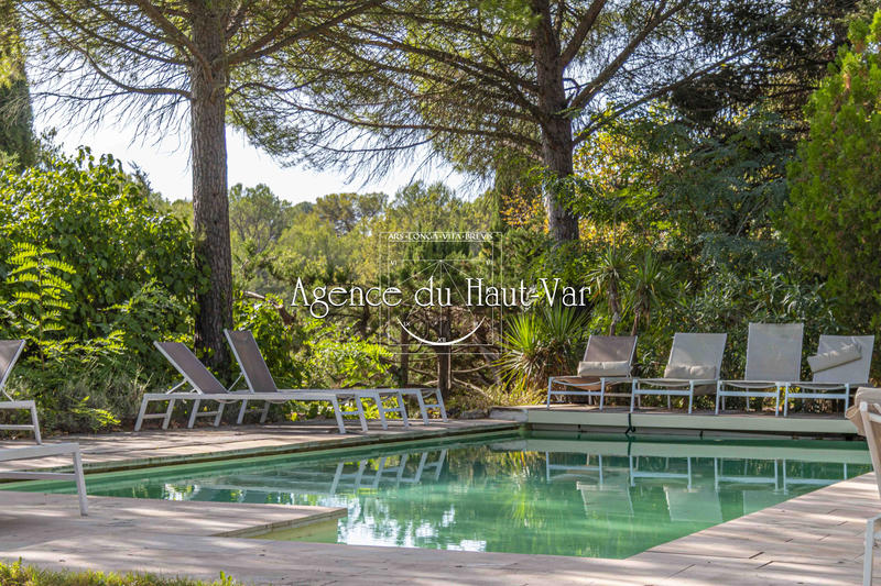 Bastide - 230 m² - 8 pièces