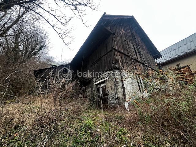 Maison - 120 m² - 1 pièce