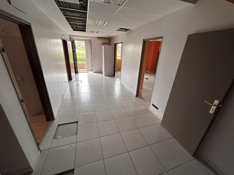 Maison - 192 m² - 5 pièces