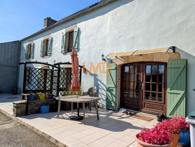 Gîte - 708 m² - 23 pièces