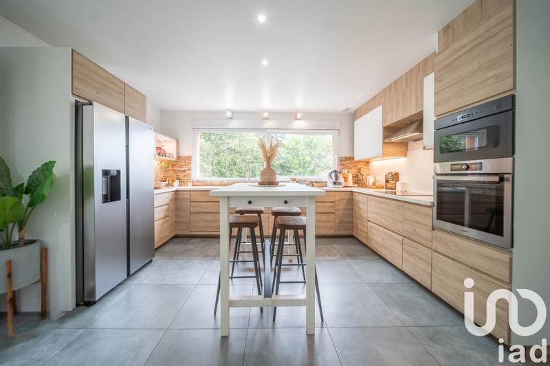 Maison - 165 m² - 7 pièces