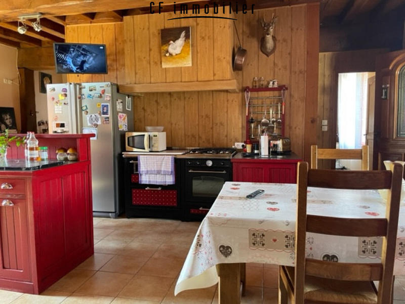 Maison - 289 m² - 6 pièces