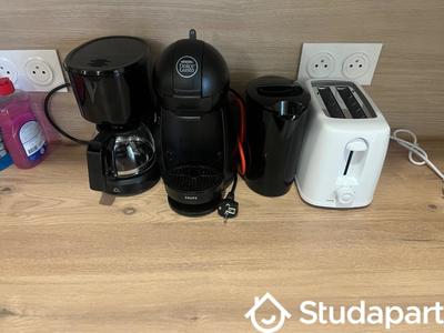 Chambre - 10 m² - 1 pièce